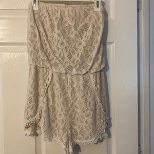 Tube Lace detailed shorts romper